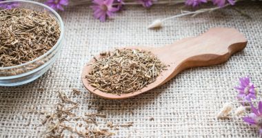 Stire din Sănătate : Valeriana poate fi utilă în reducerea anxietății și a anumitor dureri