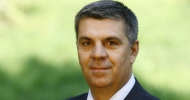Stire din Politică-Administrație : "Regionalizarea trebuie să fie un instrument pentru statul român în absorbția fondurilor europene"