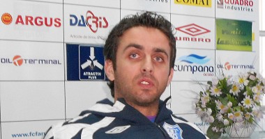 Stire din Sport : Fotbal / Vali Badea: Batem Viitorul și promovăm!