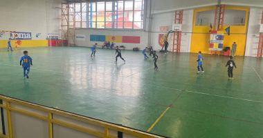 Stire din Politică-Administrație : Primăria Valu lui Traian investeşte în bazele sportive din localitate
