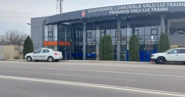 Stire din Politică-Administrație : Primăria Valu lui Traian, verificări în gospodării pentru depozitarea gunoiului menajer