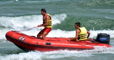 VESTE PROASTĂ PENTRU TURIȘTI! Scăldatul este interzis în Marea Neagră
