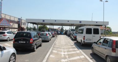 Stire din Eveniment : Caz șocant în vamă. Un român a murit la intrarea în țară