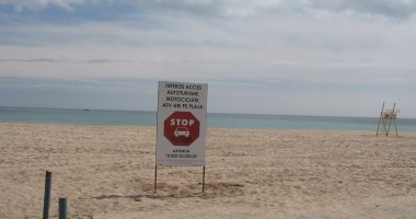 Stire din Social : Restricție pentru camparea în corturi pe plaja din Vama Veche