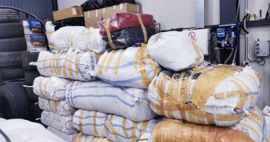 Stire din Eveniment : Vameșii din Iași a confiscat mărfuri de contrabandă în valoare de 114.015 de lei
