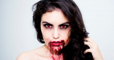 Vampiri în căutare de sânge