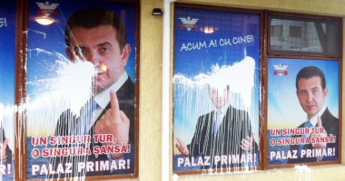 Stire din Politică-Administrație : Cine se teme de Claudiu Palaz?