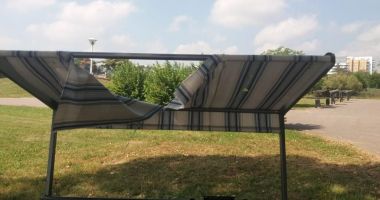 Primăria Constanţa face apel la cetăţeni să nu mai vandalizeze mobilierul stradal - 2