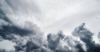 Stire din Social : Cod galben de vânt puternic. Ce zone sunt vizate