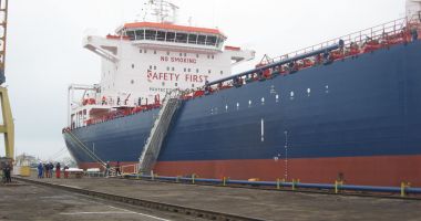 Vânt bun din pupa, "Histria Atlas"! Tancul de produse petroliere și chimice de 40.000 tdw a primit botezul - 6