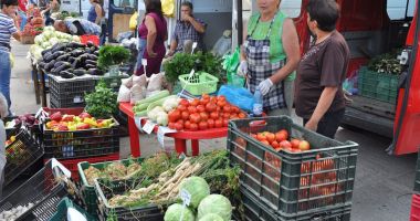 Stire din Economie : Vânzările comerțului cu amănuntul au crescut cu aproape 5%