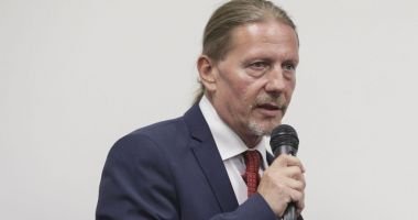 Stire din Actualitate : Doliu în mass-media. A murit ziaristul Matei Vârtosu