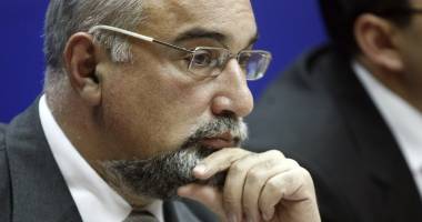 Stire din Cultură-Educație : Vosganian, noul președinte al Consiliului Internațional al Festivalului "Arca literară" din Erevan