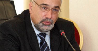 Stire din Economie : Agenda poloneză a ministrului Varujan Vosganian