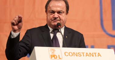 Stire din Politică-Administrație : Vasile Blaga: "Eu, din acest partid, plec doar acasă!"