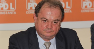 Stire din Politică-Administrație : "PDL e pe un trend pozitiv"