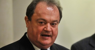 Stire din Politică-Administrație : PDL va merge singur la europarlamentare și va fi al doilea partid din țară