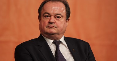 Stire din Politică-Administrație : PDL va decide mâine calendarul de desemnare a candidatului la prezidențiale