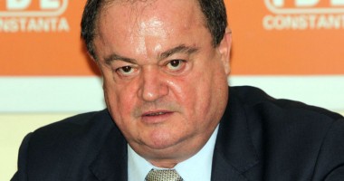Stire din Politică-Administrație : Lista candidaților PDL la europarlamentare va fi definitivată  în această toamnă