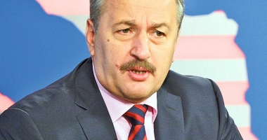 Stire din Politică-Administrație : Vasile Dîncu: "În mare măsură, obiectivele guvernării s-au realizat"