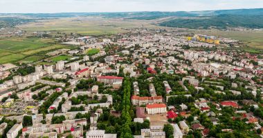 Stire din Social : Municipiul Vaslui devine noua Capitală a Tineretului din România în 2025
