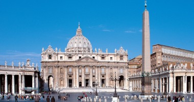 Stire din Actualitate : Slujbă de beatificare controversată, la Vatican