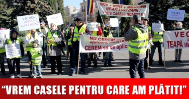 Stire din Social : ȚEAPA VECTRA. Oamenii și-au strigat disperarea în fața Prefecturii