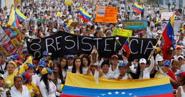 Stire din Actualitate : Venezuela amână până pe  2 ianuarie ieșirea din circulație  a bancnotei de 100 de bolivari