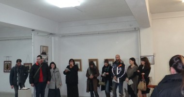 Tineri artiști constănțeni expun "Armonii Vizuale" - 2