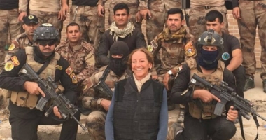 Stire din Actualitate : JURNALISTA, RĂNITĂ LA MOSUL,  A DECEDAT