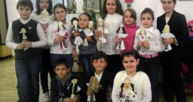 Stire din Cultură-Educație : Veșnicia s-a născut la sat