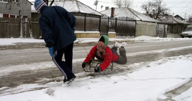 Stire din Cultură-Educație : Veste excelentă pentru elevii constănțeni! Vacanța a venit mult mai devreme