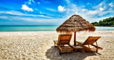 Stire din Economie : Veste tristă pentru bugetari. Adio, vouchere de vacanţă!