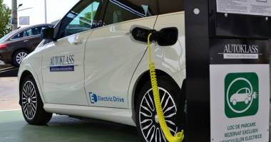 Vești bune! Constănțenii își pot încărca mașinile electrice în municipiu și în alte cinci orașe - 2