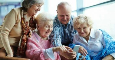 Stire din Social : Vești bune pentru pensionari! Iată când intră prima tranșă de bani din ajutorul financiar