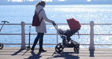 Stire din Social : Veşti bune de la meteorologi. Vreme însorită şi temperaturi în creştere, pe litoral