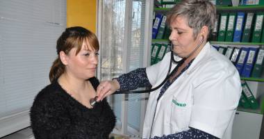 Stire din Sănătate : Mai multe consultații de prevenție și tratamente stomatologice gratuite