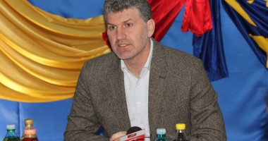 Stire din Politică-Administrație : Viceprimarul Florin Chelaru inaugurează noul parc din Năvodari