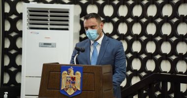 Stire din Politică-Administrație : Viceprimarul Constanţei Florin Cocargeanu: „Se plătesc chirii fabuloase”