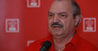 Stire din Politică-Administrație : Victor Socaciu va fi numit consul general al României la Montreal