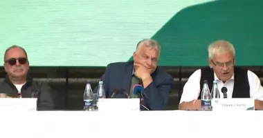 Laszlo Tokes reia la Tușnad apelul pentru autonomia Ținutului Secuiesc, în prezența lui Viktor Orban
