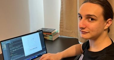 Stire din Cultură-Educație : El este mircistul medaliat cu bronz la Olimpiada Internațională din Kazahstan