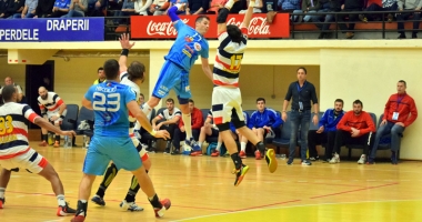Stire din Sport : Victorie la pas pentru HC Dobrogea Sud, la Satu Mare. Urmează derby-ul cu Potaissa