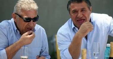 Stire din Sport : FRF: Comisia pentru Agenți de Jucători le-a retras licența fraților Victor și Ioan Becali