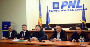 Stire din Politică-Administrație : Liberalul Victor Paul Dobre propune mandate de șase ani pentru aleșii locali