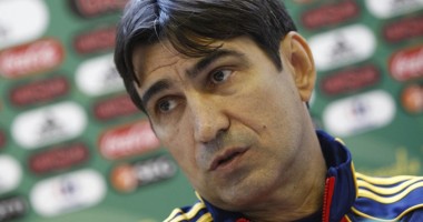 Stire din Sport : Selecționerul Victor Pițurcă:  "Este o toamnă infernală, avem nevoie de o victorie cu Ungaria"
