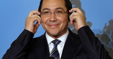 Stire din Politică-Administrație : Victor Ponta participă la consultările cu delegația Comisiei de la Veneția
