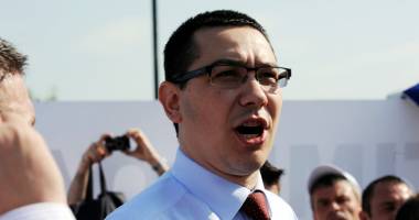 Victor Ponta: "La partid suntem foarte uniți"