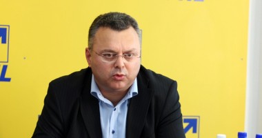 Stire din Politică-Administrație : "Victor Ponta nu are niciun proiect pentru România"