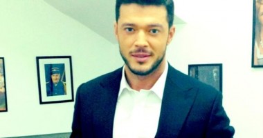 Stire din Monden : Victor Slav pleacă de la Pro TV